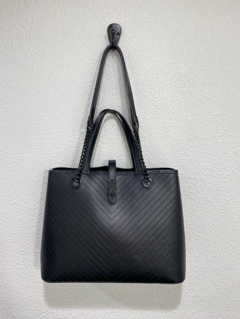 Aldo Black Chevron Quilted Tote Bag Shoulder Handbag Minimalist Work Size OS - Picture 2 of 13